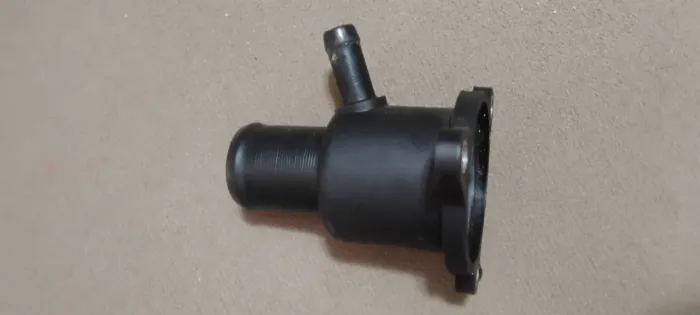 Carcaça da válvula termostática Sandero 1.6 8v