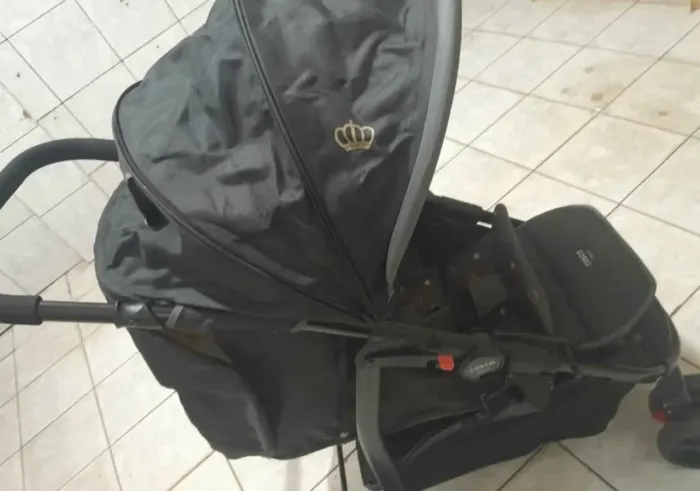 Vendo carrinho de bebe coco nexus