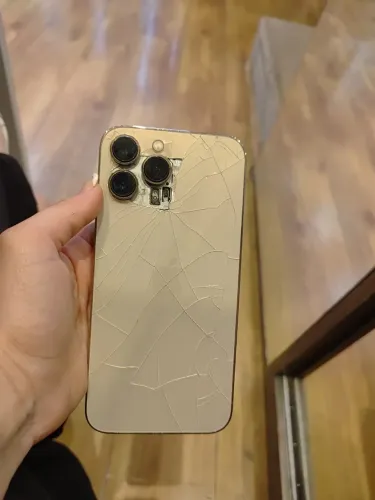 iPhone 13 Pro Max dourado 256gb 