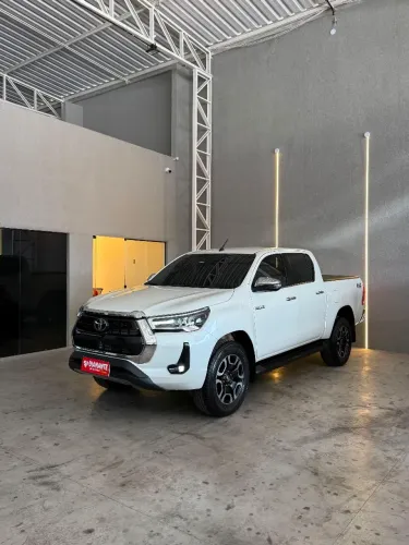 Toyota Hilux CD SRX 4X4 2.8 TDI 16V Diesel Aut. 2022