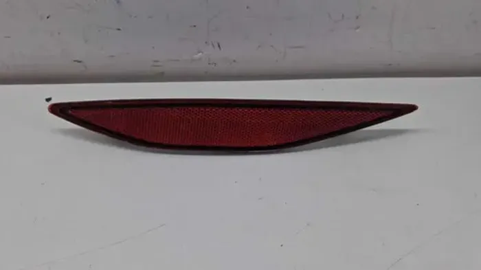 Refletor Parachoque Tras Le Volkswagen Golf Tsi 2015 A 2020 Preto
