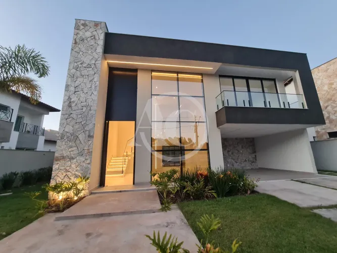 Casa de luxo condomínio Jardins Veneza: 4 suítes, 3 salas, 4 banheiros, 4 vagas de garagem