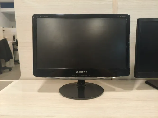 Monitor LG e Samsung 