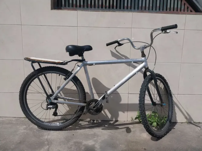 Bike  Quadro de alumínio Aro 29