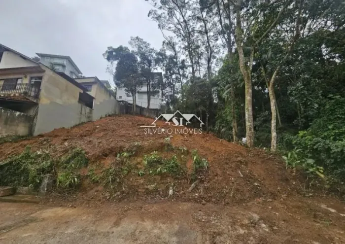 Terreno- Petrópolis, Mosela