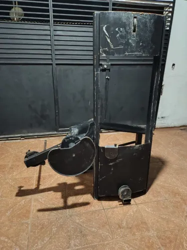 Mesa flexora sem carga