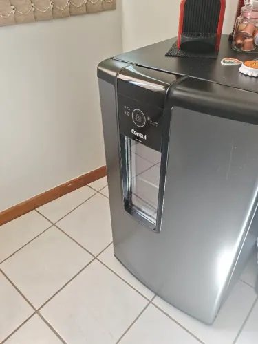 Cervejeira Consul Titanium 82L Digital 110v (Perfeito Estado)