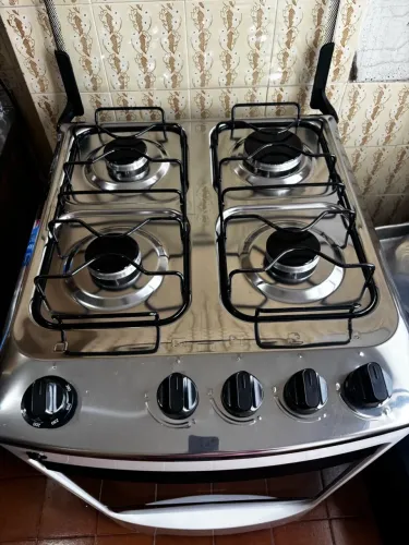 Vendo Fogão 4 bocas consul
