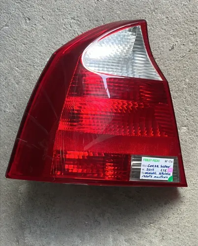Lanterna Corsa Sedan Original L/E 2012