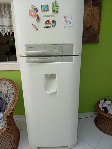 Geladeira Eletrolux