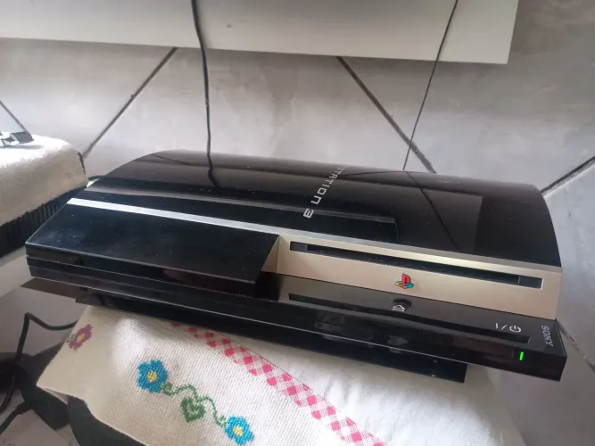 Ps3 FAT ( funcionando parcialmente)