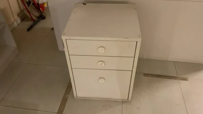 Bancada com gavetas