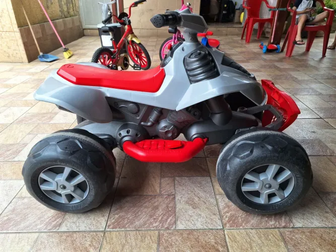 Quadriciclo elétrico bandeirantes 12v