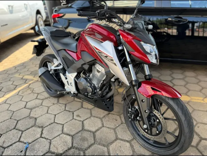 CB Twister 300F