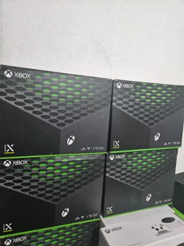 Xbox Series X 1tb seminovo aceitamos games como parte do pagamento