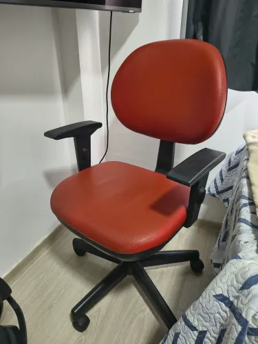 Cadeira escritório vermelha