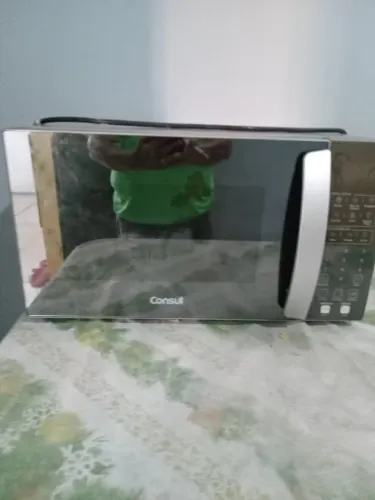 VENDO ESSE MICRO-ONDAS POR 650