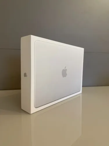 MacBook Neo 256GB Prata, Lacrado