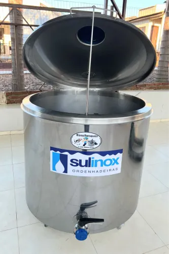 Tina Agranel com Resfriador 550 Litros Água de Coco açaí Leite Polpas Misturador