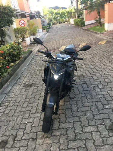 Yamaha MT-03 [2022/2023] - Excelente estado!