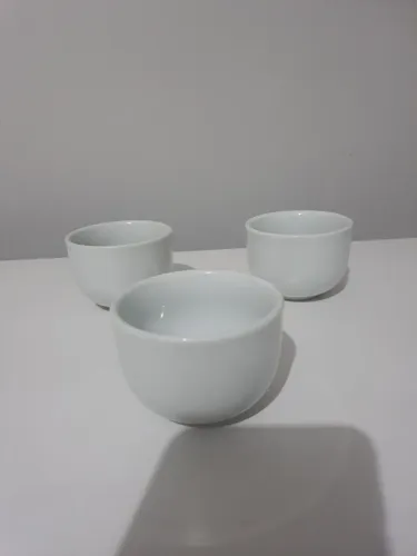 Xícaras de porcelana 
