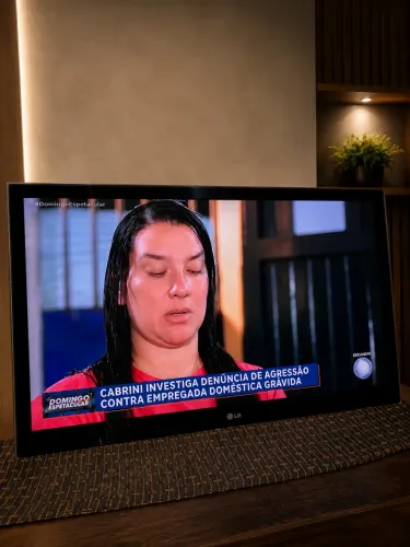 TV LG 42? LED ? Tela Grande, Imagem Linda e Ótimo Preço!