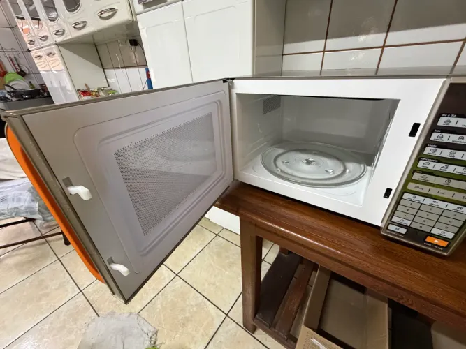 Forno microondas midea liva grill