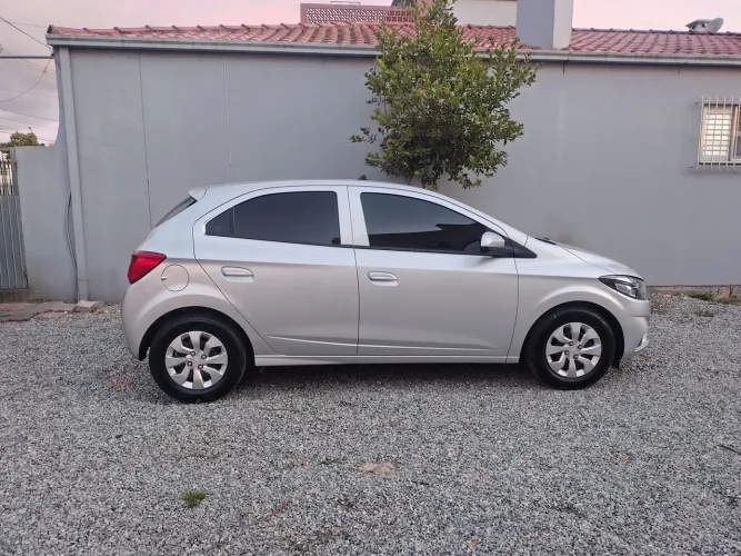 Chevrolet Onix Hatch LT 1.0 8V Flex Mec. 4P 2019