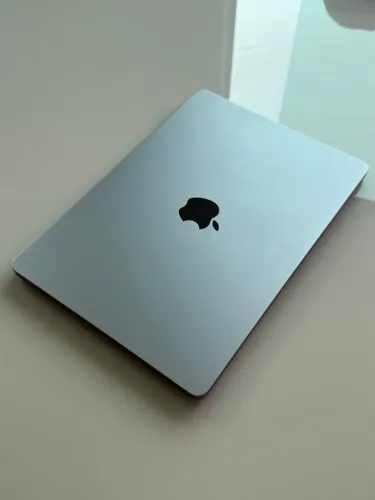 MacBook Air M2 - IMPECÁVEL 