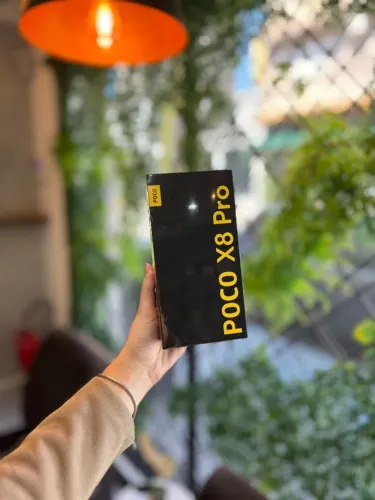 POCO X8 PRO - 12GB RAM/512GB ARMAZENAMENTO