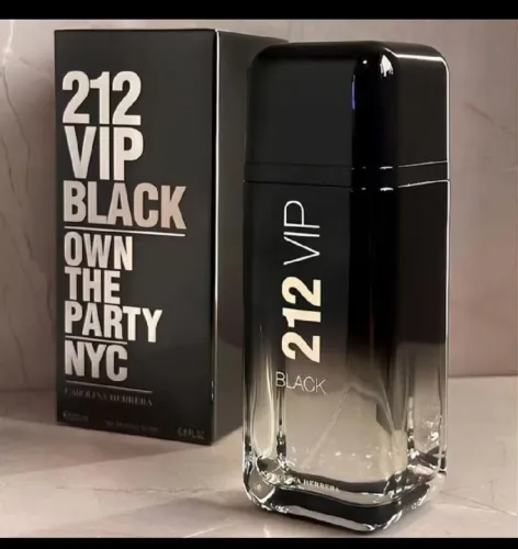 Perfume 212 Vip Black | lacrado na caixa