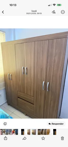 Guarda roupa semi novo 