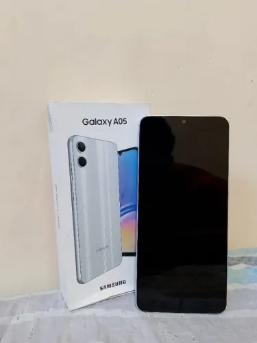 Celular Samsung A05 Novo!