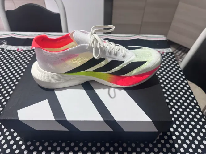 Tênis -Adidas Adizero Drive masculino 
