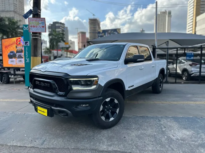 Ram 1500 Rebel 5.7 Hemi CD V8 4X4 AUT 2021