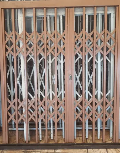 Grade Janela 1m20x 140 sanfonada