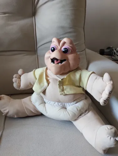 Boneco baby da Silva Sauro mecanismo de fala off , não e a mamãe