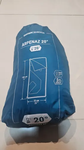 Saco de dormir / camping. Apenas 1 uso