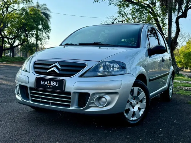 Citroen C3 GLX 1.4/ GLX Sonora 1.4 Flex 8V 5P 2012