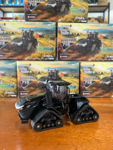 1/64 Case Quadtrac 715 FS25