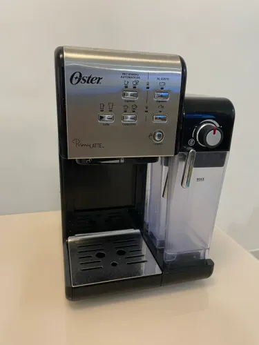 Cafeteira Oster Prima Latte 