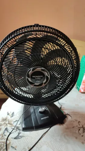 Vendo 3 Eletros preço de 1 ventilador, ferro, liquidificador