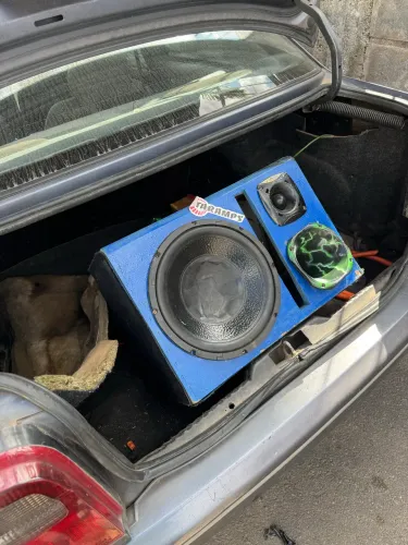 Vendo caixa de som sem módulo e drive