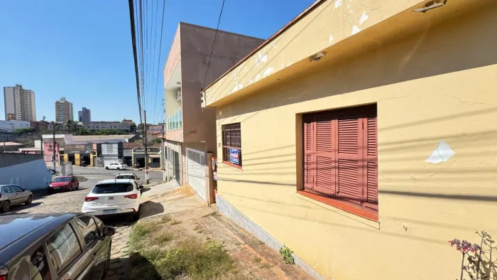 Casa à Venda no Centro de Tatuí Excelente Localização e Custo-Benefício