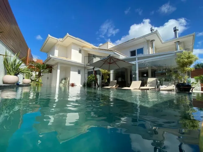 Casa à venda em Jurerê, Florianópolis