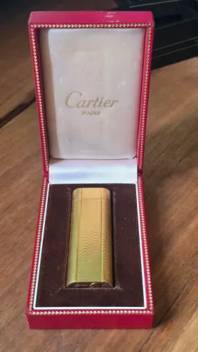isqueiro cartier em ouro 18k banhado original