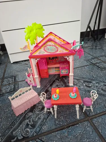 Casinha da Chelsea Barbie