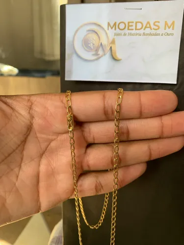 Corrente moeda antiga banhada 10x no ouro 18k 