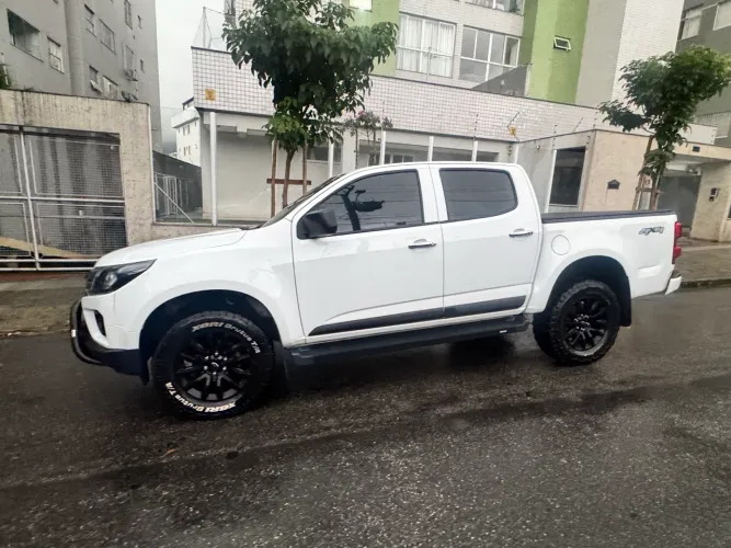 Chevrolet S10 Pick-up LS 2.8 TDI 4X4 CD Dies. Mec. 2023