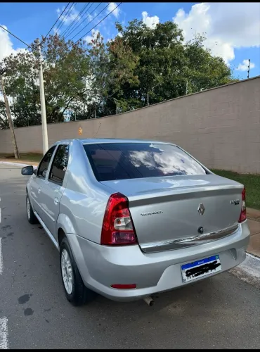 Renault Logan Expression Hi-flex 1.6 8V 4P 2011